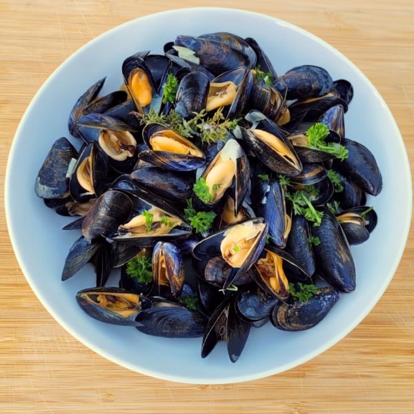Moules de Bouchot Nettoyées de Charron - Moules Vivantes et Fraîches Prêtes à Cuisiner